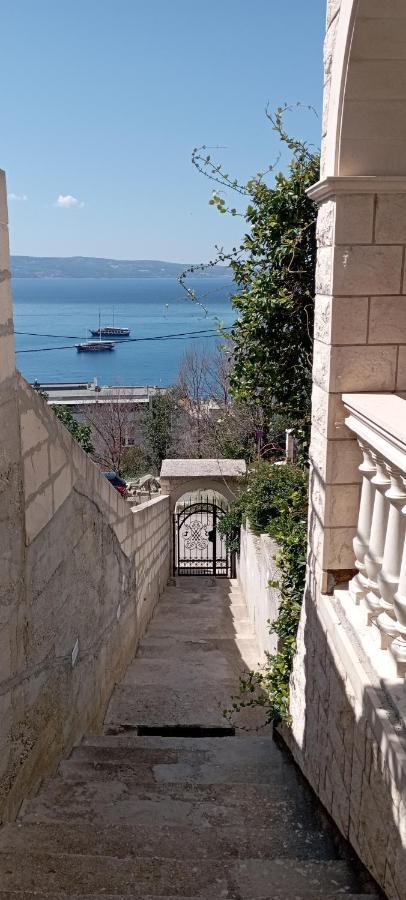 Apartamento Apartman Horizont Omiš Exterior foto