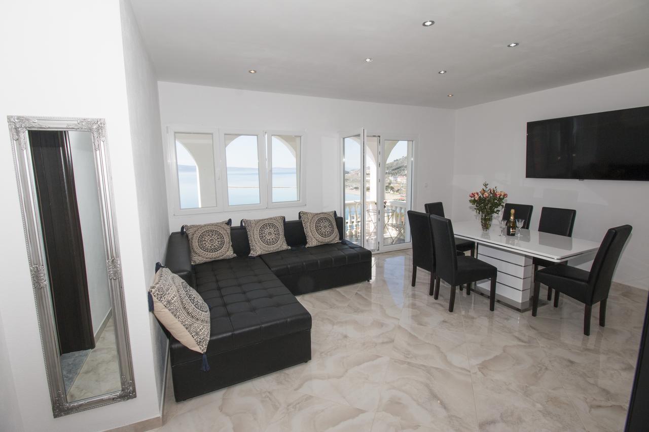 Apartamento Apartman Horizont Omiš Exterior foto